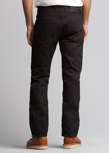 With a higher waistline and the classic 5-pocket style with button fly, the SL-220x Slim Straight double black jeans feature 14.5 oz. Japanese redline rich black selvedge made by Kuroki Mills. The color is more resistant when it comes down to fading as its indigo brethren. But in time, it will eventually give way to high contrasting grays.


3Sixteen jeans are produced with a long inseam length, so make sure to take advantage of complimentary hemming.