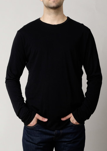 This Brooklyn Denim Co. long sleeve is made from super soft materials featuring a crew neck.

Details:

*60% Hemp, 40% Cotton

*Long Sleeve Henley

*Four Buttons

*No Tags

*Made in USA