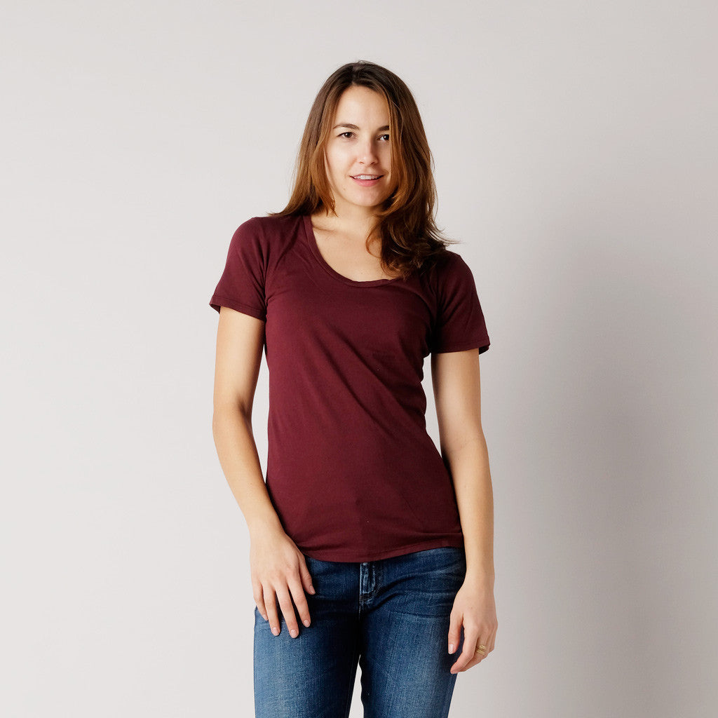 Introducing the Brooklyn Denim Co. Organic Cotton Swoop Neck Tee, a lightweight and super-soft t-shirt that combines sustainable materials with a stylish design.

Key Features:

    100% Organic Cotton: Crafted from high-quality organic cotton, this tee offers exceptional softness and breathability, ensuring all-day comfort.

    Swoop Neckline: The elegant swoop neckline adds a touch of modern flair, making it a versatile addition to any wardrobe.