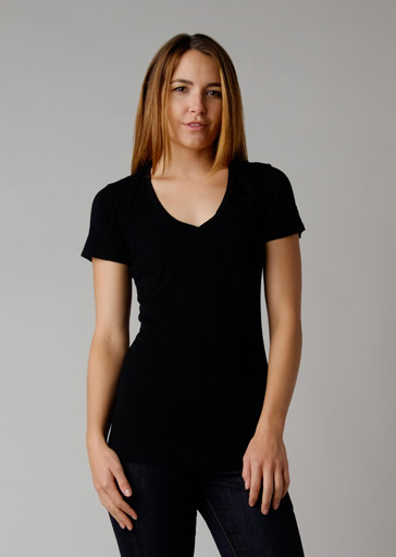 This Brooklyn Denim Co. super soft tee features a vee-neckline with short sleeves.

Details:

*100% Organic Cotton

*Pre-Shrunk

*No Tag

*Made in USA