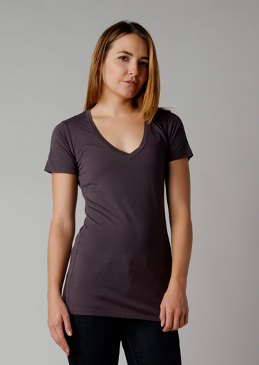 This Brooklyn Denim Co. super soft tee features a vee-neckline with short sleeves.

Details:

*100% Organic Cotton

*Pre-Shrunk

*No Tag

*Made in USA