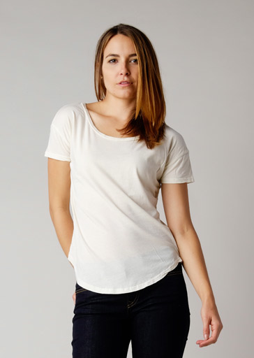 Introducing the Brooklyn Denim Co. Radio Tee, a premium t-shirt that combines comfort, style, and a nod to vintage aesthetics.

Key Features:

    High-Quality Fabric: Crafted from soft, durable material, this tee ensures long-lasting comfort and wearability.

    Unique Radio Graphic: Featuring an exclusive radio-themed design, this t-shirt adds a touch of retro charm to your casual wardrobe.

    Classic Fit: Designed with a standard fit, it provides a relaxed yet flattering silhouette. 