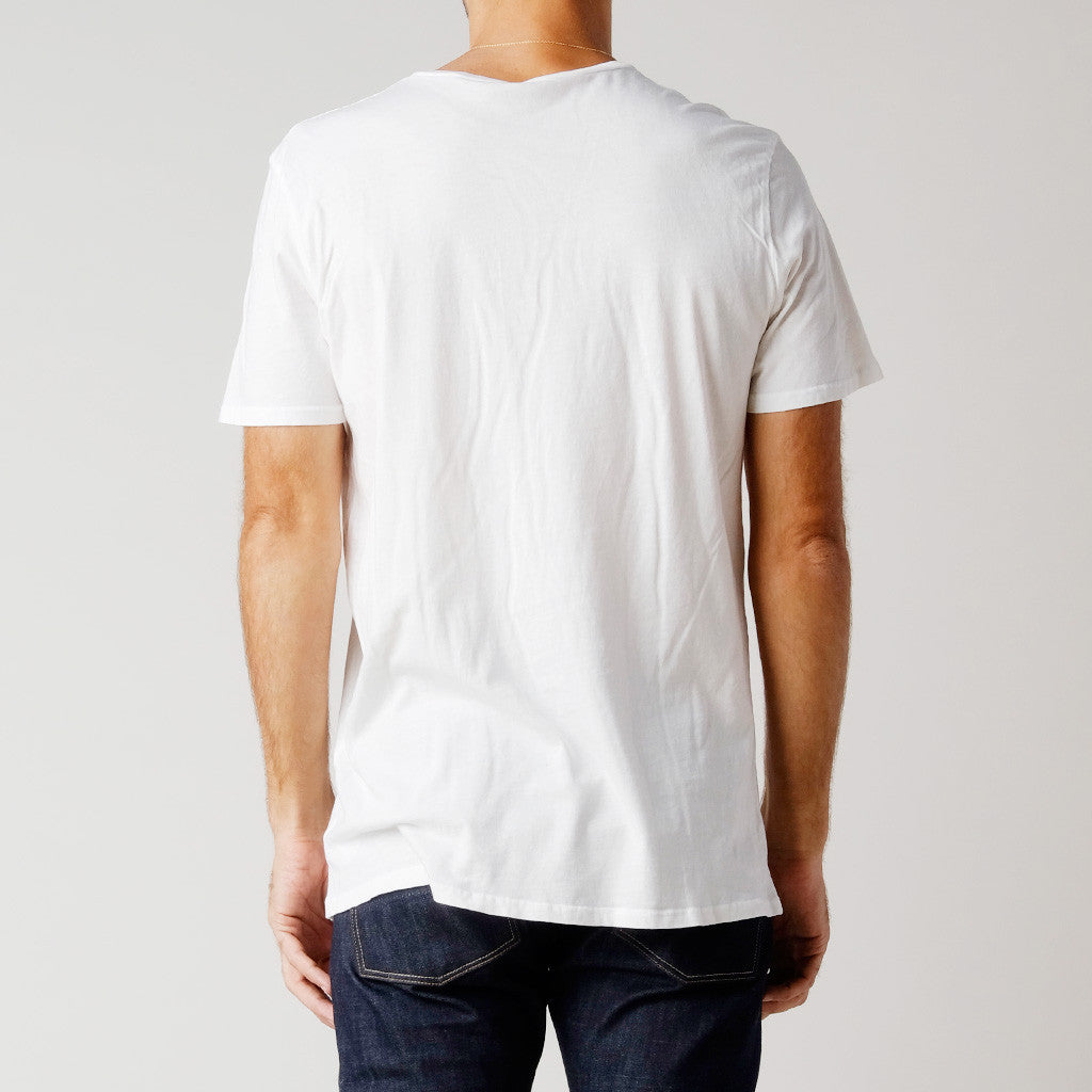 Brooklyn Denim Co. Graphic Tee. This Brooklyn Denim Co. screen printed logo seal tee is a super soft short sleeve tee with a crew neckline.

Details:

*100% organic cotton

*Pre-Shrunk

*No tag

*Made in USA