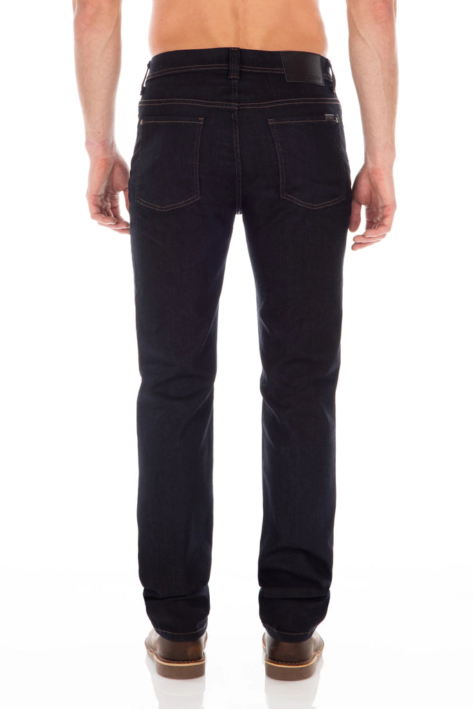 An update on a classic. The ever popular Revolution wash, remastered in a high-stretch fabric for the ultimate in comfort. You know that pant you always reach for in your closet? This is it.

10.5 oz
92% Cotton, 6% Elastomultiester, 2% Elastane
Inseam 34"

Front Rise 9.75"
Back Rise 15"
Leg Opening 15.5"
Comfort Stretch Jeans
Made in Mexico