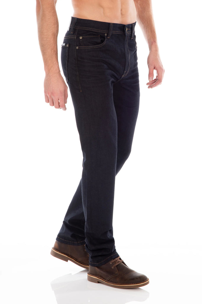An update on a classic. The ever popular Revolution wash, remastered in a high-stretch fabric for the ultimate in comfort. You know that pant you always reach for in your closet? This is it.

10.5 oz
92% Cotton, 6% Elastomultiester, 2% Elastane
Inseam 34"

Front Rise 9.75"
Back Rise 15"
Leg Opening 15.5"
Comfort Stretch Jeans
Made in Mexico